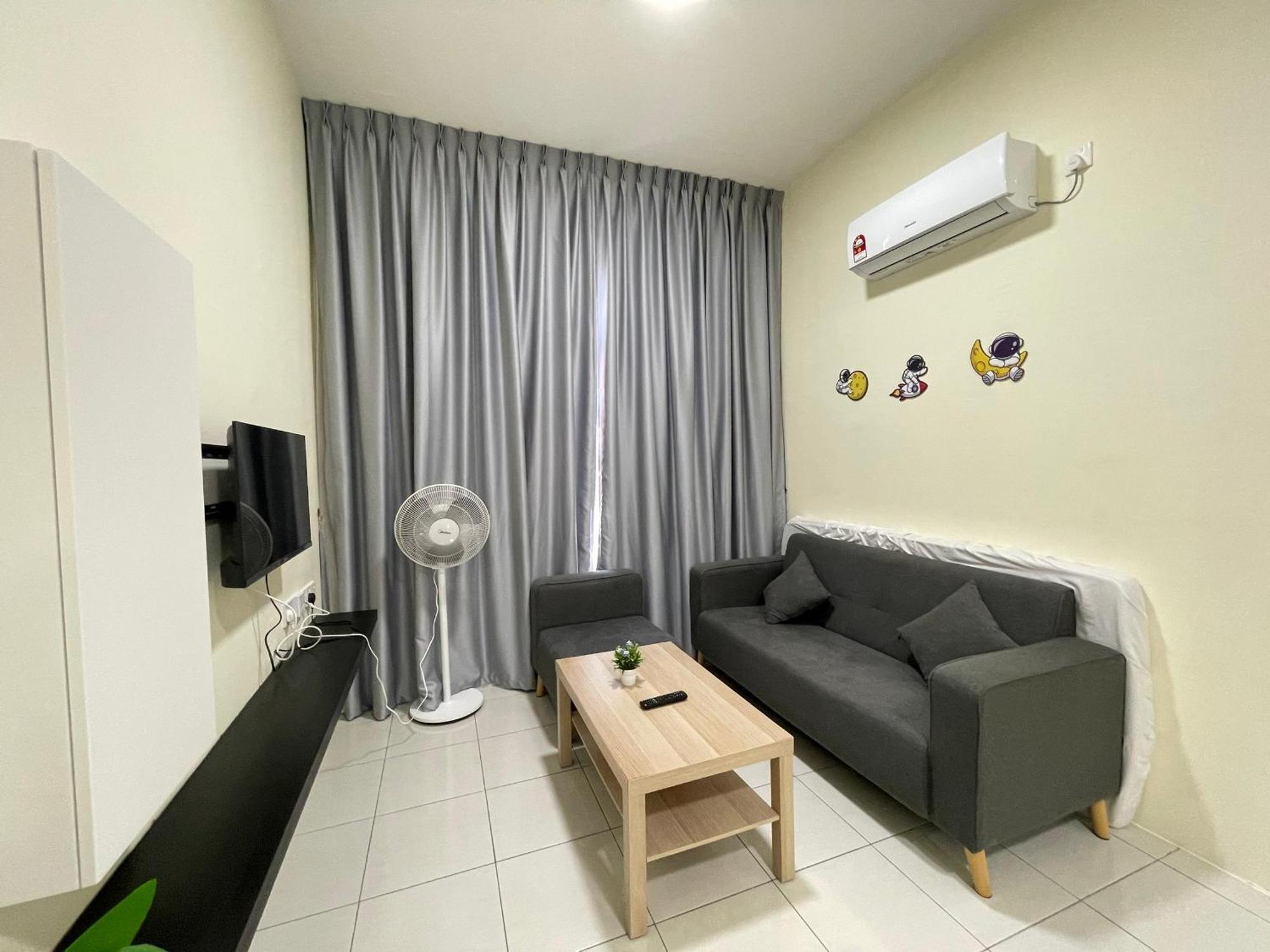 The Anderson Town Apartment *