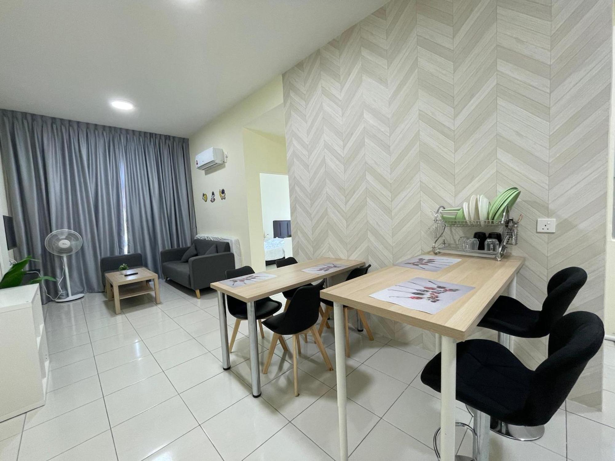 The Anderson Town Apartment *